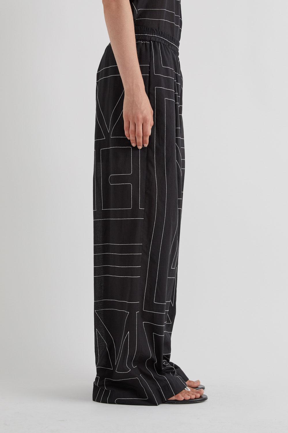 M6EBB4_C.jpg