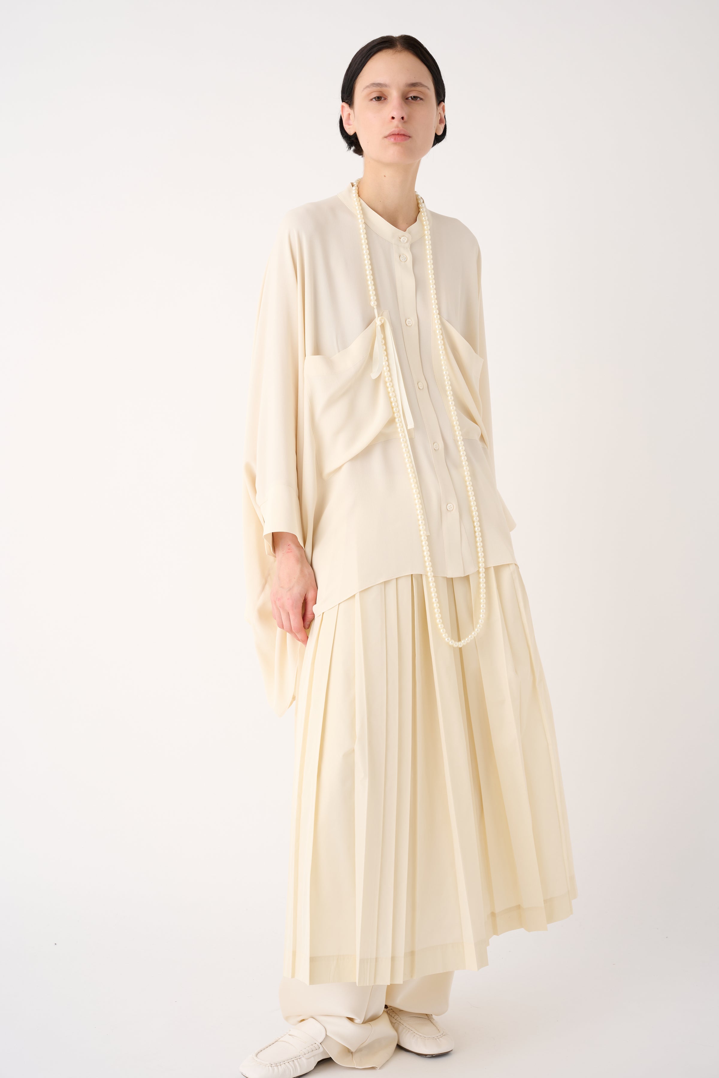 SILK BLEND SHIRT WITH POCKETS.